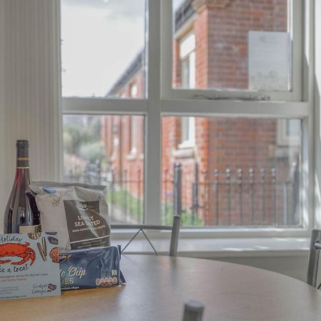 Cockle Cottage - Crabpot Cottages Кромер Экстерьер фото